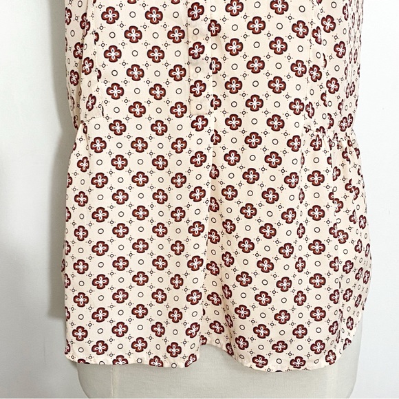 LOFT Outlet peplum waist half button front sleeveless high low lightweight top S - Picture 3 of 7